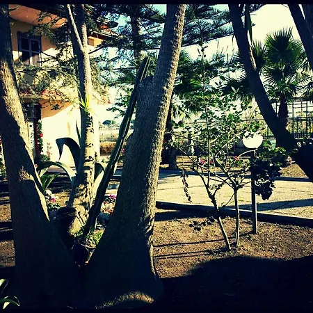 B&B Paradise 줄리아노인캄파니아