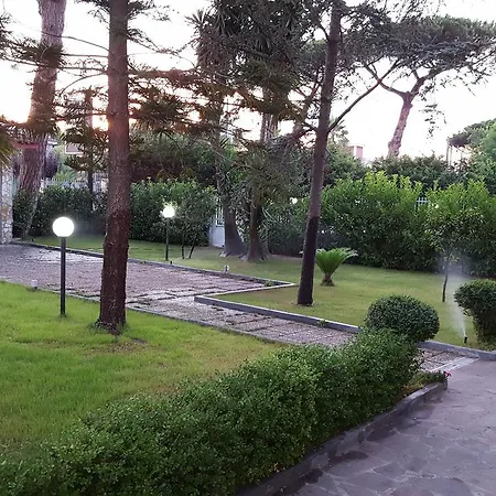 Paradise Bed & Breakfast Giugliano In Campania